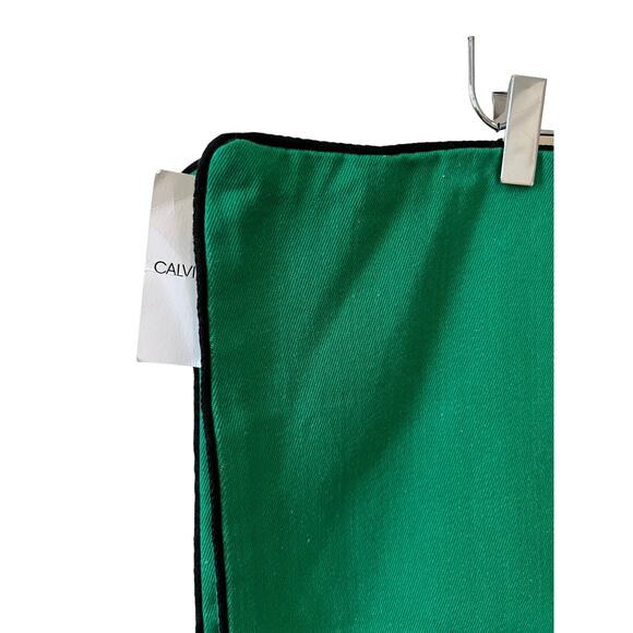 Calvin Klein Square Pillow Covers Preppy Kelly Green Pair - Picture 3 of 6